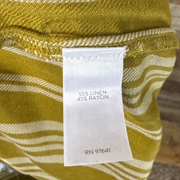 NEW J. Jill Linen Rayon Blend Gold Cream Striped Cuffed Shorts Size Medium - Picture 6 of 8